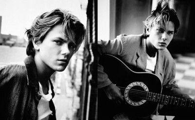 RIVER PHOENIX