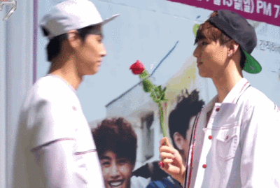 连花都吃了会吃的里兜 GOT7是韩国JYPEntertainment于2014年推出的男子组合，七名成员包括林在范（JB.）、朴珍荣（Jr.）、段宜恩（Mark）、王嘉尔（Jackson）、崔荣宰（YoungJae）、BamBam、金宥谦（YuGyeom）