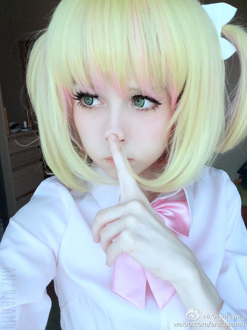 anzujaamu.light yellow with pink.