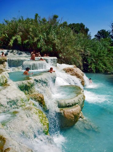 Mineral Salt Baths in Terme di Saturnia in Tuscany, Italy. Good for your mind and body. #旅游#景点#度假#自然