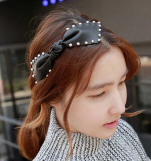 韩国10月现货 推荐时尚独特钉珠皮革发箍发卡压发圈