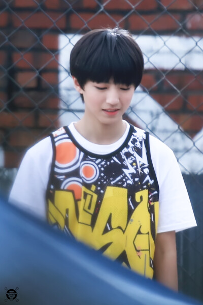 #王俊凯 #tfboys王俊凯 #tfboys 韩国行 广告拍摄 花絮 高清 美颜