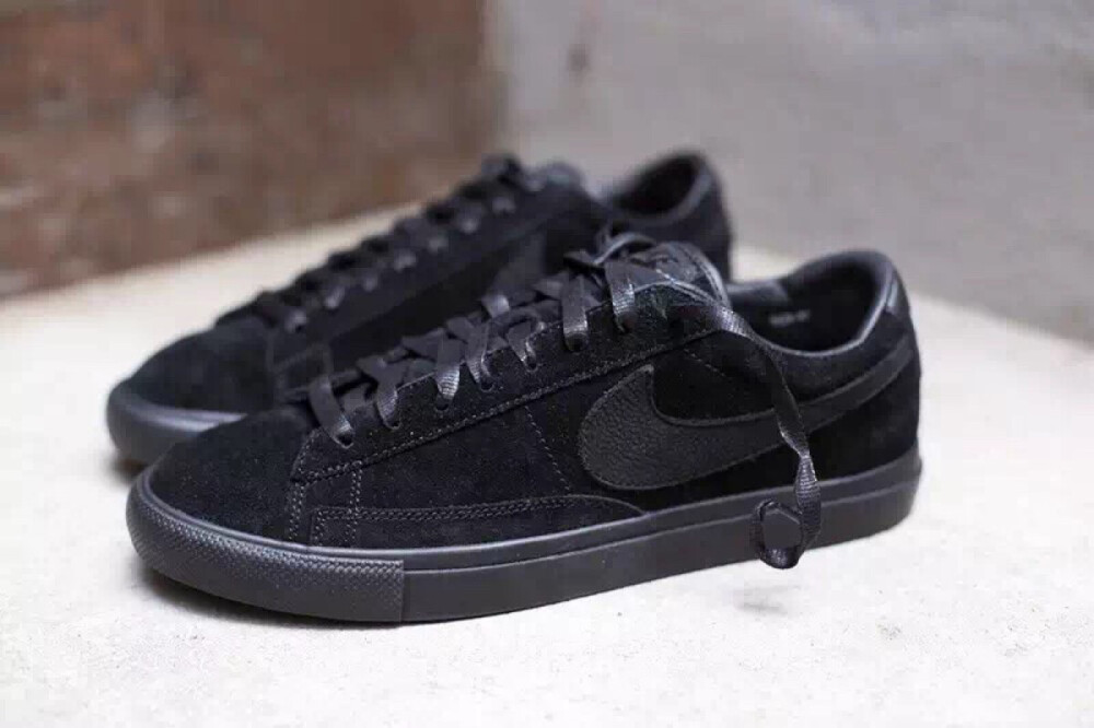 BLACK COMME des GARCONS x Nike Blazer Low Premium CDG SP 联名潮流板鞋 36-44