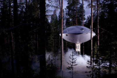 UFO树屋 瑞典 这一定是全球最最最最独特的树屋了。