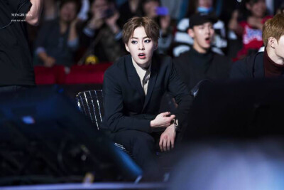 金珉硕 XIUMIN EXO