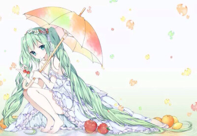 我叫她【水果初音】！因为。。。。。。旁边有水果