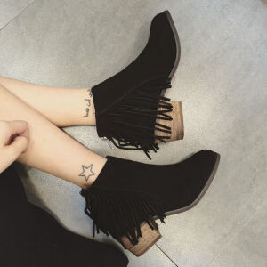 香香家 秋冬新真皮面甜美流苏粗跟尖头高跟短靴  女鞋