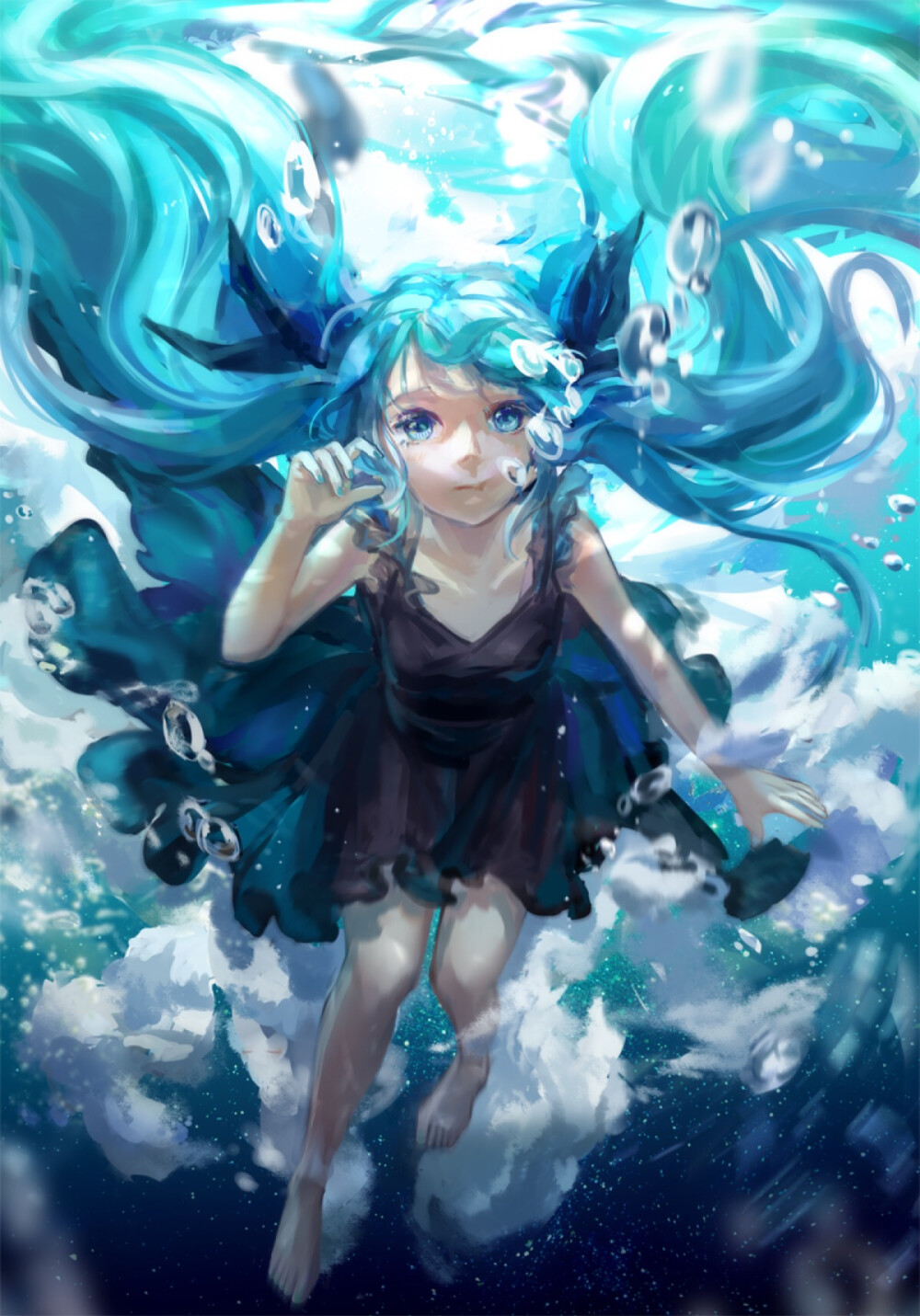 初音 水