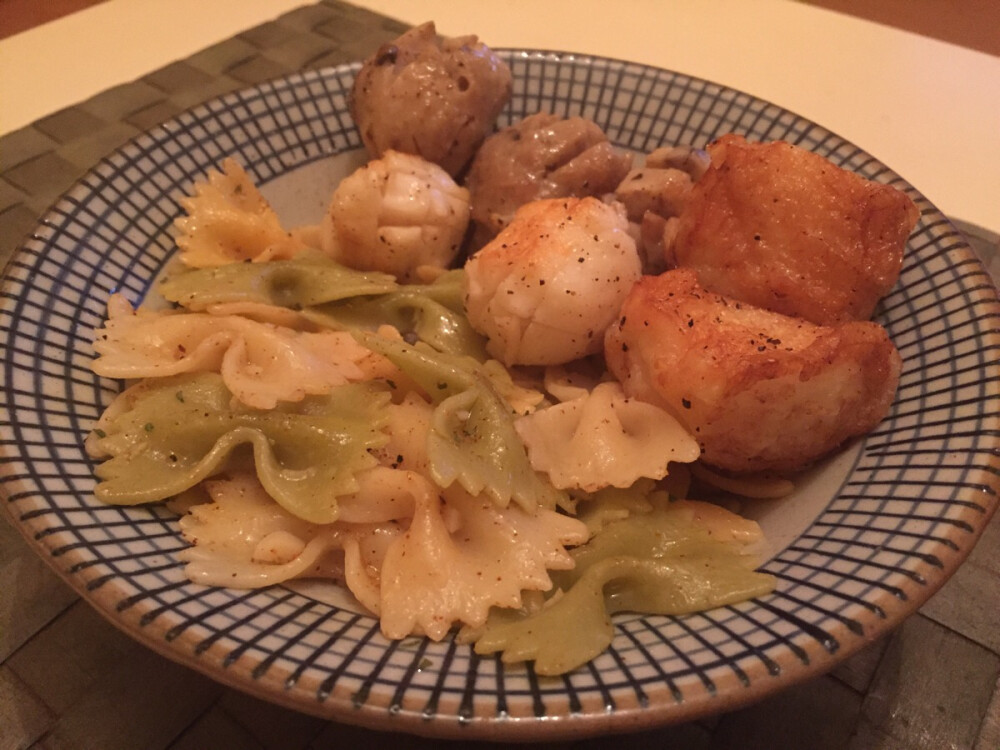 一人の食 Quick Lunch Assorted Balls Farfalle