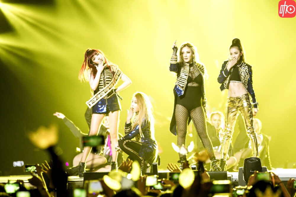 2ne1