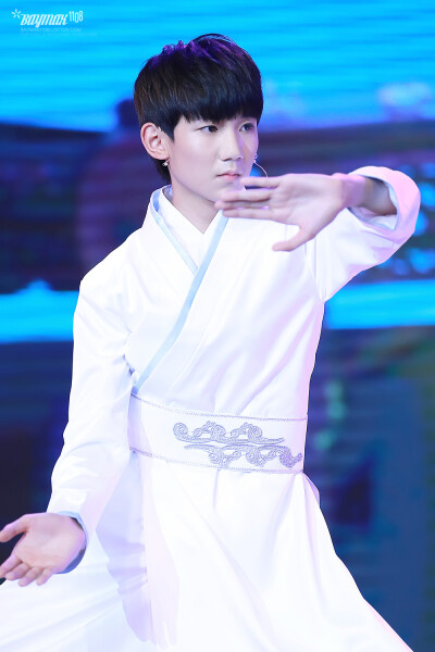 TFBOYS王源 151004步步高超级公开课 cr:Baymax1108