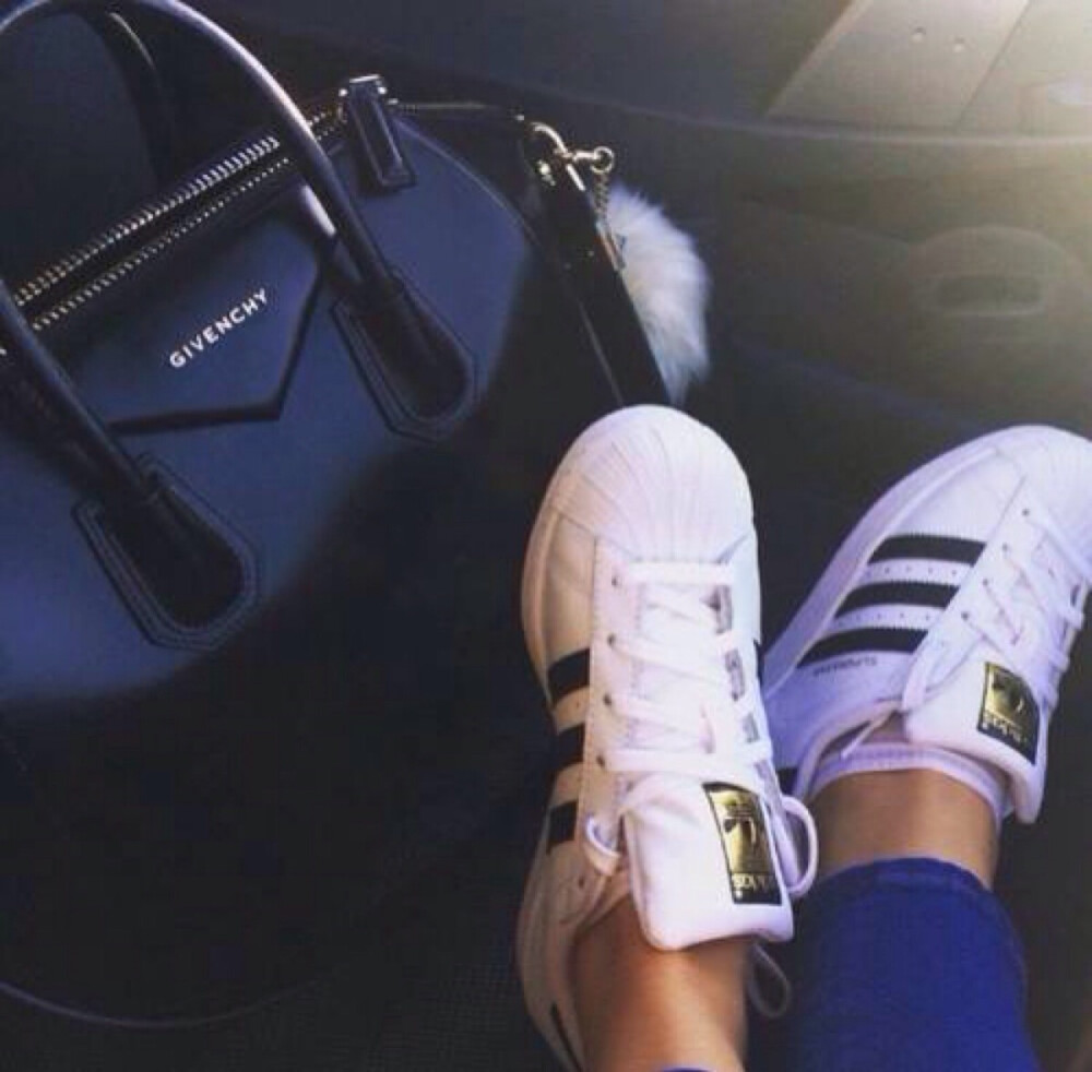 Adidas Superstar