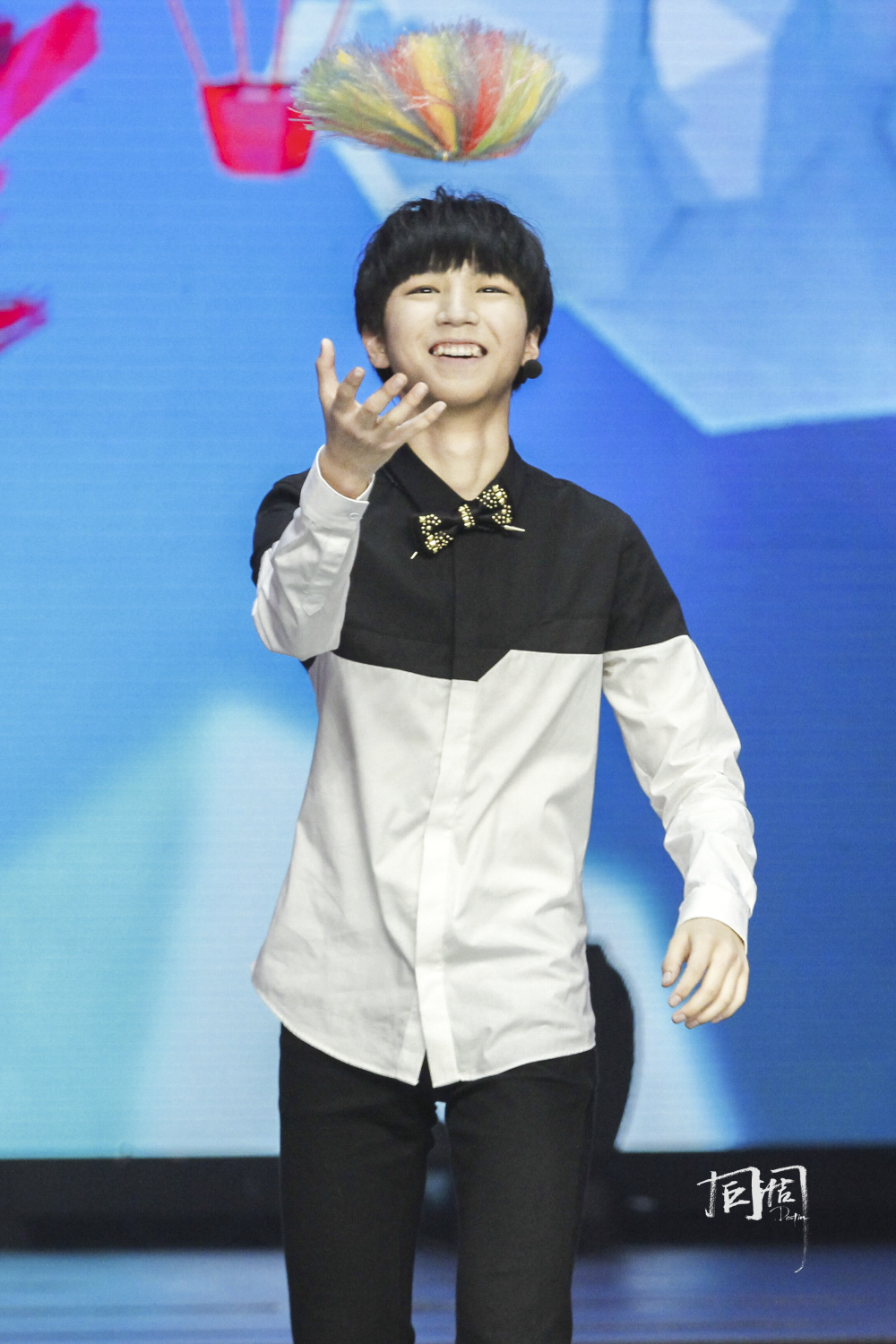 #王俊凯# #TFBOYS王俊凯# #TFBOYS# 150322 快乐大本营 cr：KarRoy_Destin同调站