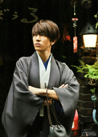 帅气和尚 亚麻的新剧 钩到了很多新粉 哭 有种男人被抢了的感觉