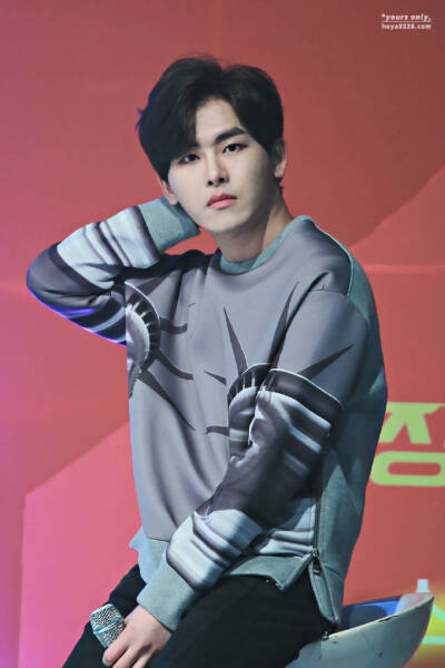 infinite HOYA