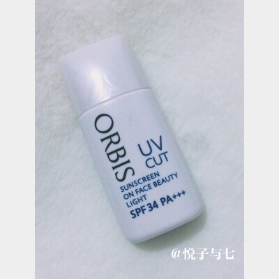 日本ORBIS/奥蜜思透妍防晒隔离霜 SPF34 PA+++ 无油、无香料，对皮肤无负担，配合保湿因子，防晒润色一瓶搞定。对于混油皮用起来很润，不会油，也不致痘。做妆前打底，或者单独用都很好。