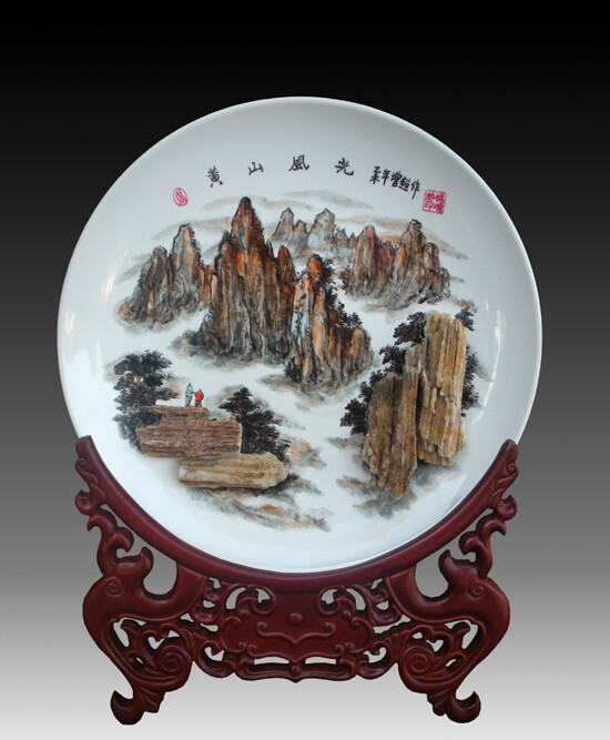 石画 石画艺术 杨增超石画艺术 杨增超石画艺术采用四大名石之首的灵璧石与绘画相结合，立体与平面相结合，创作出一盘一景，独一无二的立体盘画