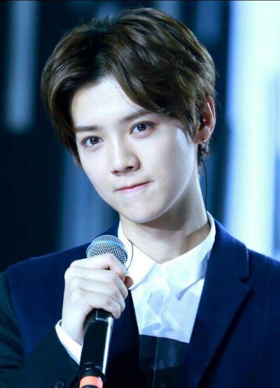 鹿晗 LU HAN