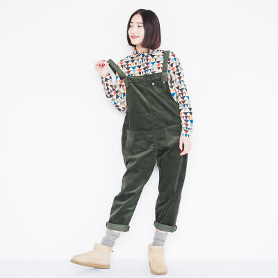 秋冬日森系文艺复古宽松工装裤墨绿色咖色灯芯绒背带裤女