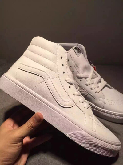 纯白你爱吗 vans 高帮