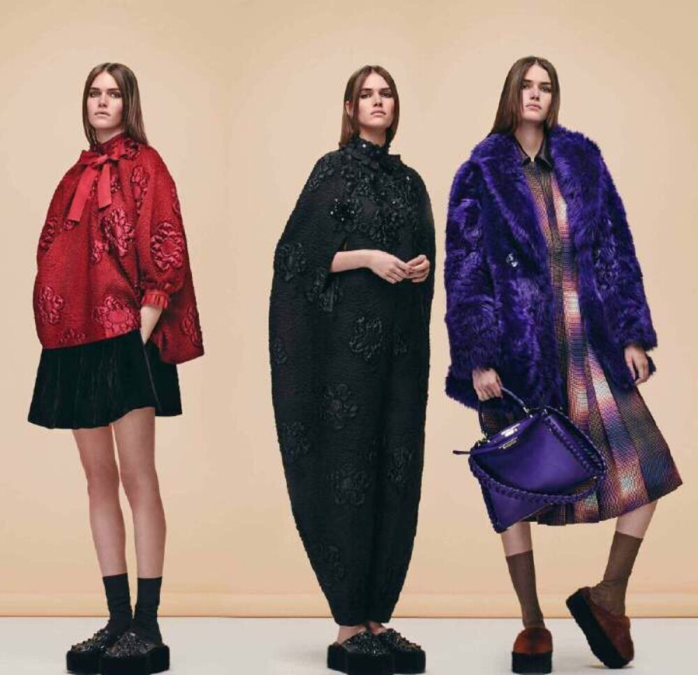 FENDI Pre-Fall 2016. FENDI 2016早秋系列丨毛茸茸的厚底鞋、Dotcom手袋、Starp You包带、迷你Peekaboo手袋