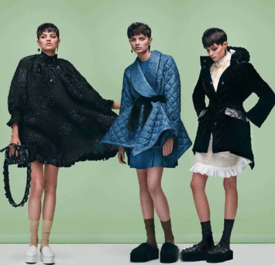 FENDI Pre-Fall 2016. FENDI 2016早秋系列丨毛茸茸的厚底鞋、Dotcom手袋、Starp You包带、迷你Peekaboo手袋