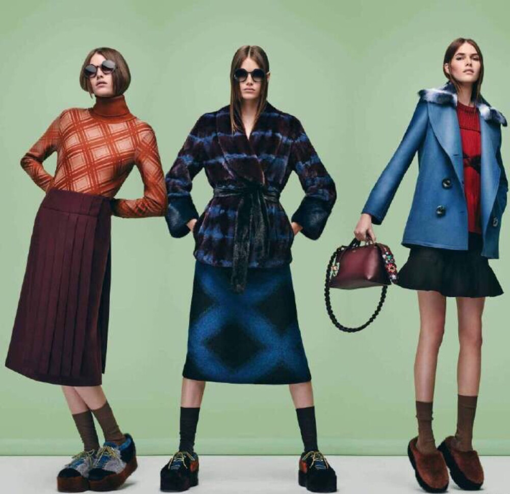 FENDI Pre-Fall 2016. FENDI 2016早秋系列丨毛茸茸的厚底鞋、Dotcom手袋、Starp You包带、迷你Peekaboo手袋