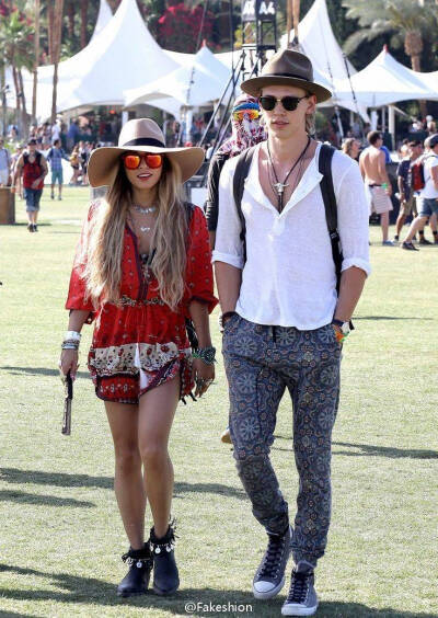 Vanessa Hudgens与Austin Butler 养眼情侣