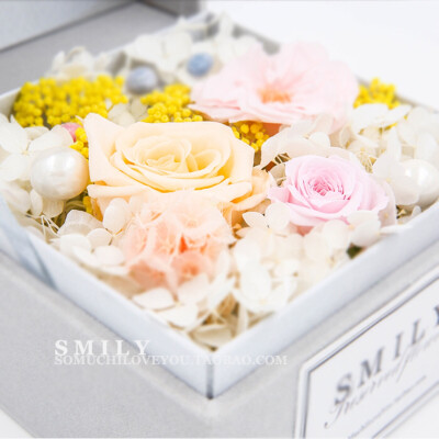 SMILY永生花正品店