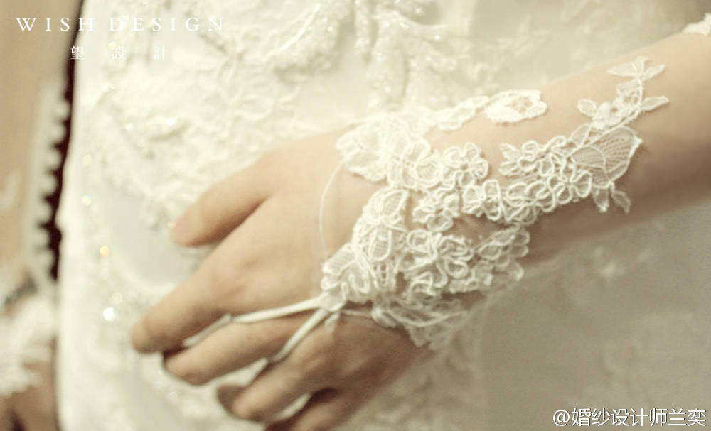  婚纱设计师兰奕原创品牌“望设计”