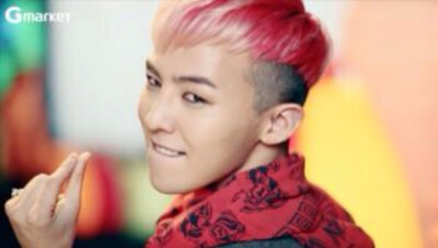 #G-Dragon 权志龙 GD#拍摄图系列 微笑总是让人有如沐春风的感觉