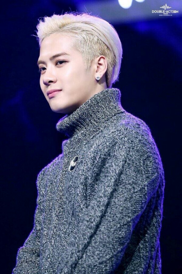 GOT7是韩国JYPEntertainment于2014年推出的男子组合，七名成员包括林在范（JB.）、朴珍荣（Jr.）、段宜恩（Mark）、王嘉尔（Jackson）、崔荣宰（YoungJae）、BamBam、金宥谦（YuGyeom）