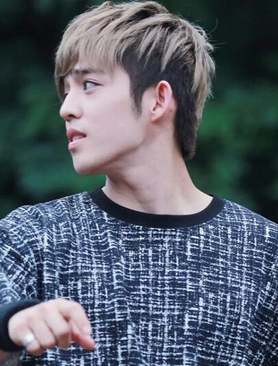 SEVENTEEN 里兜小公主 自称团队最乖~ 最大眼睛 睫毛怪 95年的哥哥队长