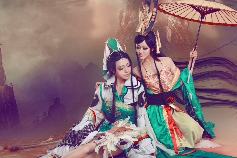 【COS正片】女三国刘备&amp;amp;诸葛亮 摄影:钟sir 妆娘:梅子姐 后期温柔风:上海星元素摄影 后期飘逸风:天赐流星 刘备CN:岸芷烟云 诸葛亮CN: 荒冢 【未授权】【侵删】