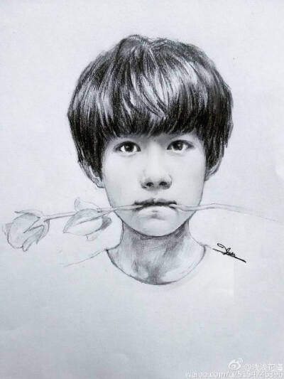 易烊千玺 (出处见水印)