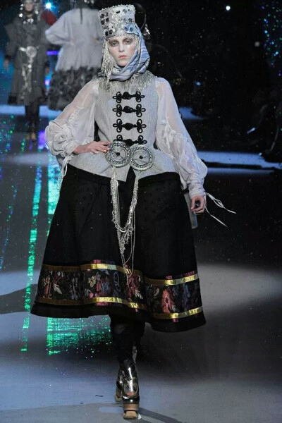 John Galliano 2009。喜欢的风格