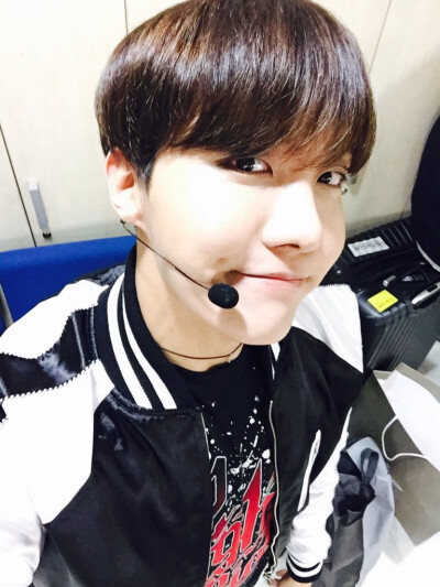 방탄소년단 BTS 防弹少年团 Bangtan Boys 郑号锡 J-HOPE 정호석 제이홉