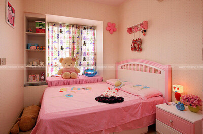 粉色小公主的房间