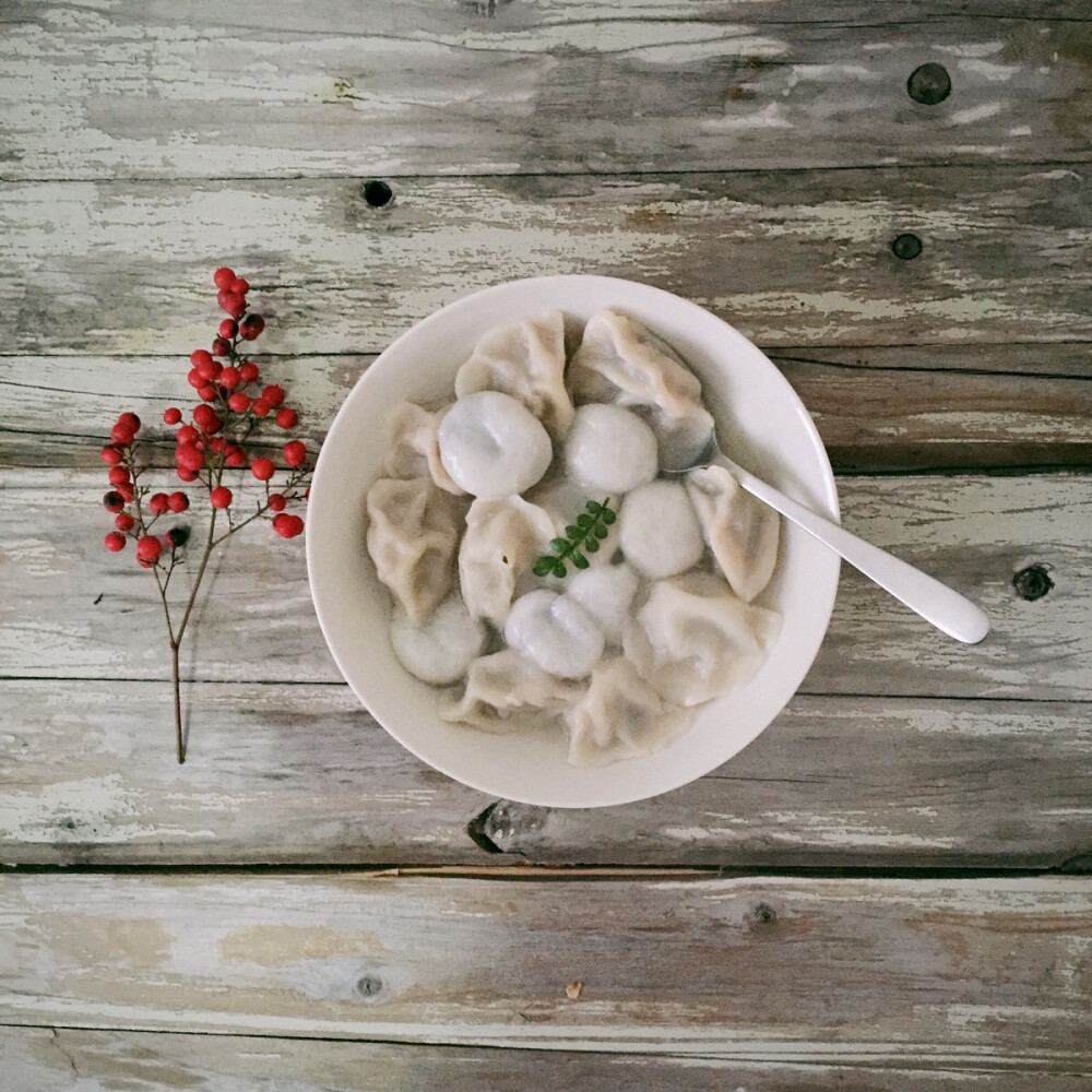 冬至快乐各位今天你们是吃饺子还是汤圆呢