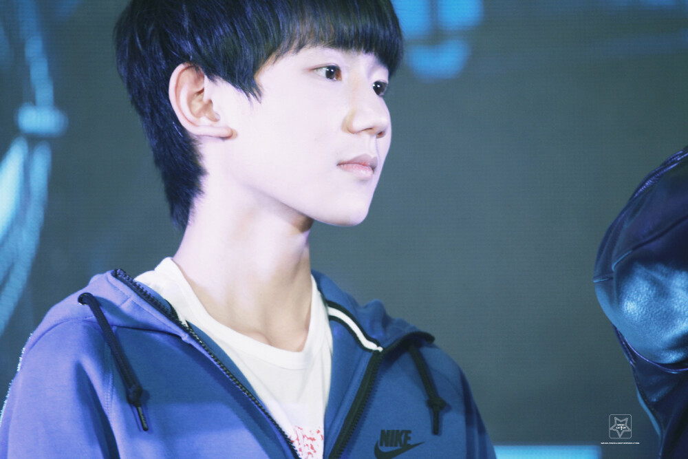 TFBOYS王源 151104《全员加速中》发布会 cr:Intoxication_中毒站