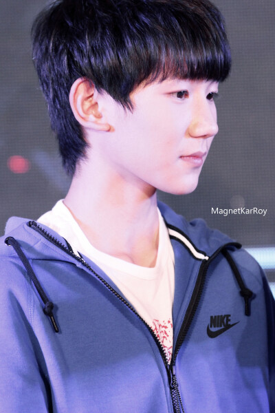 TFBOYS王源 151104《全员加速中》发布会 cr:MagnetKarRoy