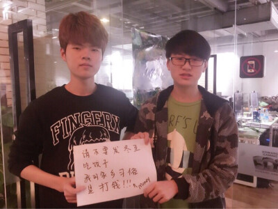 下路夫妻档！deft❤️meiko