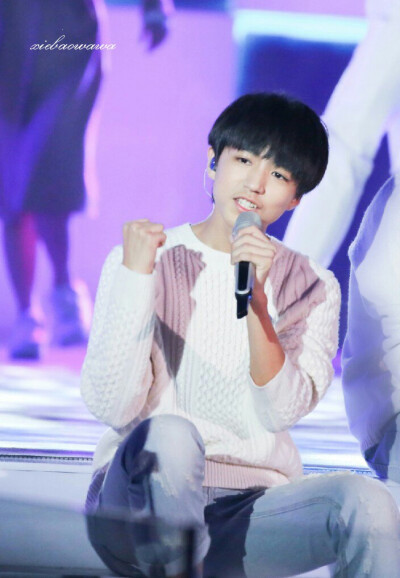 #王俊凯# #TFBOYS王俊凯# #TFBOYS# 151110双十一晚会 cr：xiebaowawa11