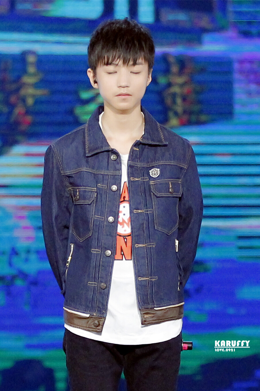 #王俊凯# #TFBOYS王俊凯# #TFBOYS# 141126 梦想星搭档 cr：说好的Karry呢