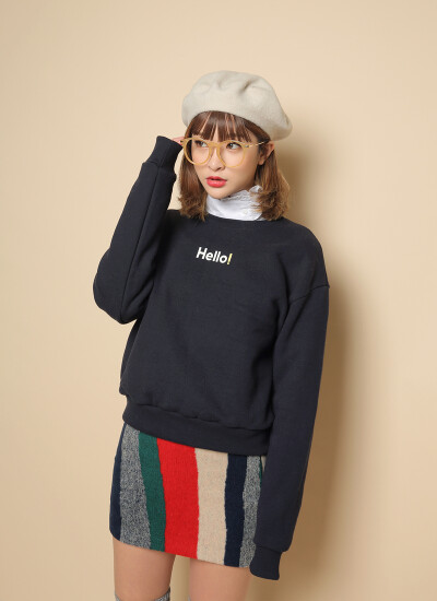 唯美纯色HELLO!印字圆领卫衣-海军蓝色