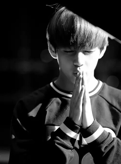 防弹少年团 BTS 泰泰 金泰亨 V