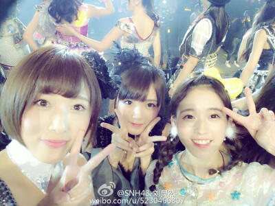 snh48第二届金曲大赏 teamHII刘佩鑫 刘炅然 张丹三 合照