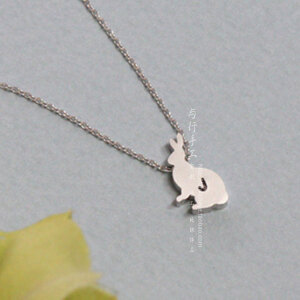 手工纯银925小兔子锁骨项链 欧美可爱  送女友闺蜜项坠