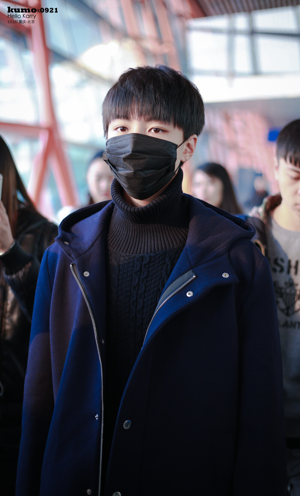 #王俊凯# #TFBOYS王俊凯# #TFBOYS#151127 重庆江北机场-北京首都机场 cr：KumoDesu_0921