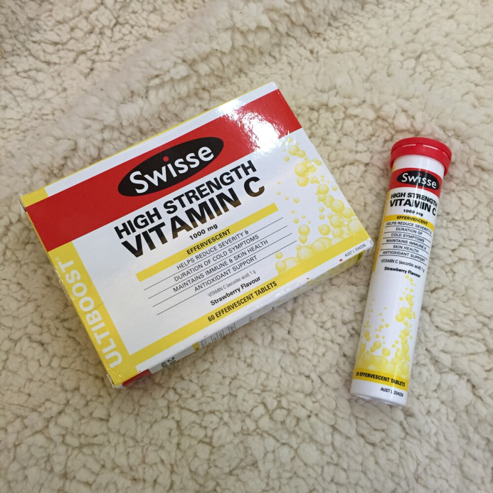 swisse vc泡腾片 基本有了这个泡腾片 就没吃过感冒药了 快要感冒的时候 每天泡一杯 连着三四天 感冒就会压回去 容易口腔溃疡星人简直离不开 喝两天口腔溃疡就会长好